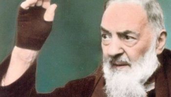 Padre Gemelli non disse il falso: vide davvero le stimmate di padre Pio